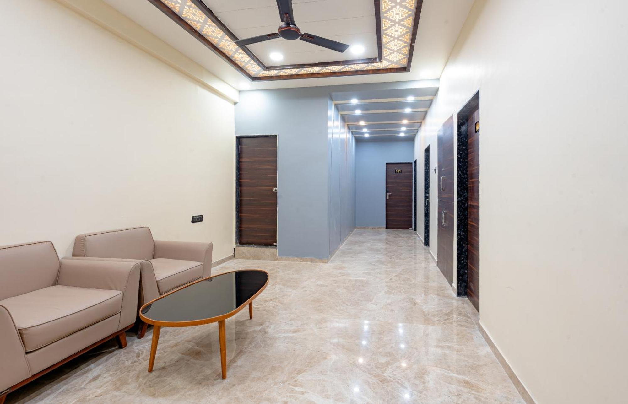 Treebo City Center Sakardara Exterior photo